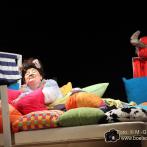 Junges Staatstheater Parchim: Szenenfoto aus Die faulste Katze der Welt