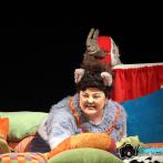 Junges Staatstheater Parchim: Szenenfoto aus Die faulste Katze der Welt 